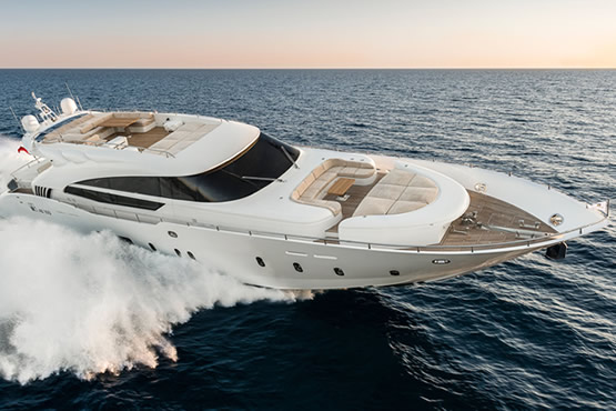 AB Motoryachten kaufen, finanzieren und versichern