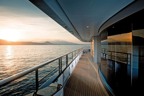 Abeking & Rasmussen Motoryachten kaufen, finanzieren und versichern