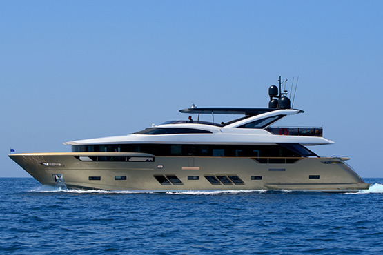 BGB Motoryachten kaufen, finanzieren und versichern