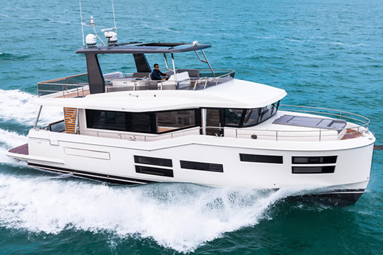 Bénéteau Motoryachten kaufen, finanzieren und versichern