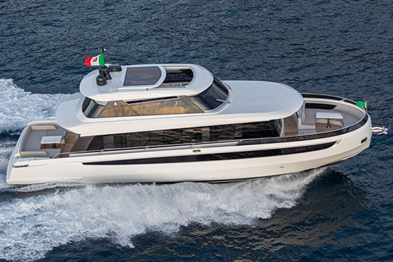 Cetera Motoryachten kaufen, finanzieren und versichern