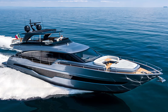 Cranchi Motoryachten kaufen, finanzieren und versichern