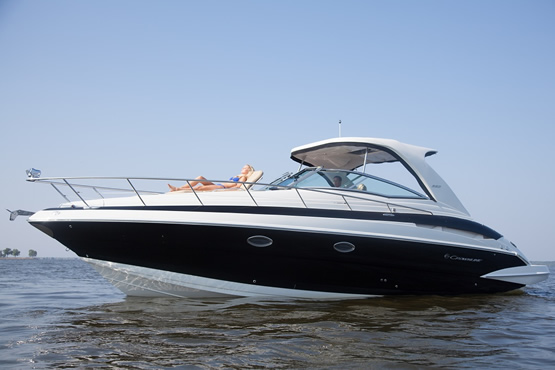 Crownline Motorboote kaufen, finanzieren und versichern