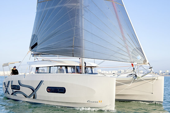 Excess Segelkatamarane kaufen, finanzieren und versichern
