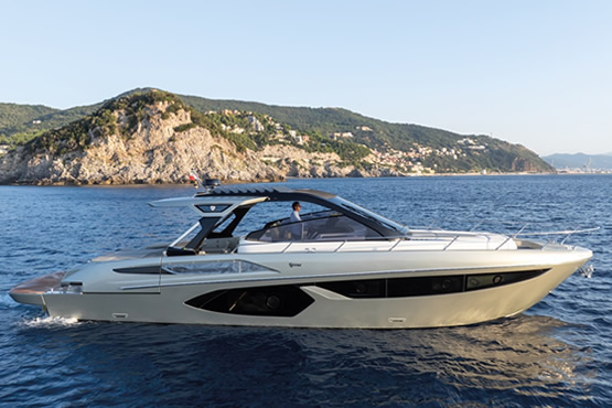 FIM Motoryachten kaufen, finanzieren und versichern