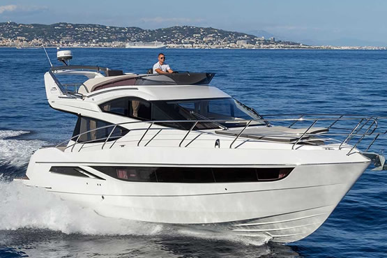 Galeon Motorboote kaufen, finanzieren und versichern