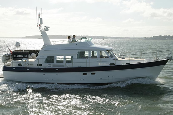 Hardy Motoryachten kaufen, finanzieren und versichern