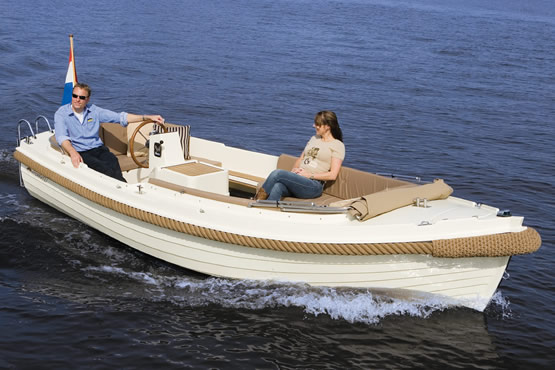 Interboat Elektroboote kaufen, finanzieren und versichern