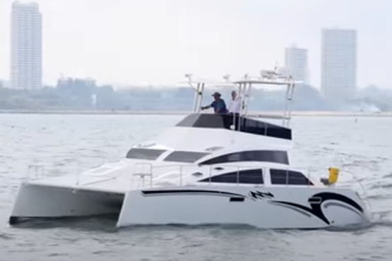 Island Spirit Motorkatamarane kaufen, finanzieren und versichern