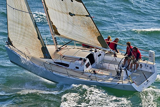 J/Boats Segelyachten kaufen, finanzieren und versichern
