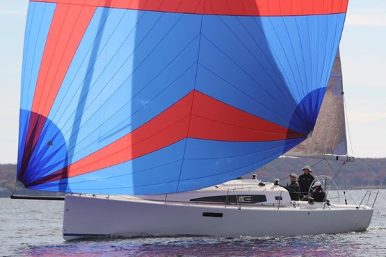 J-Composites Segelyachten kaufen, finanzieren und versichern