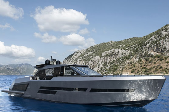 Mazu Motoryachten kaufen, finanzieren und versichern