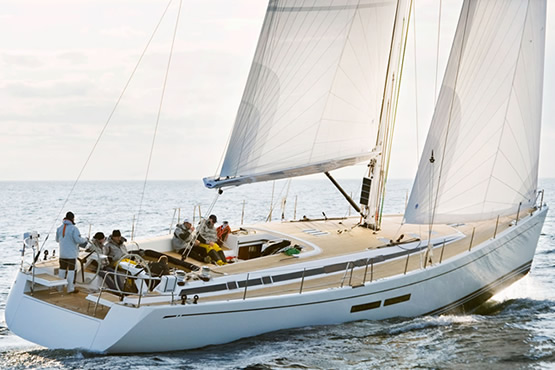 Nautor Segelyachten kaufen, finanzieren und versichern