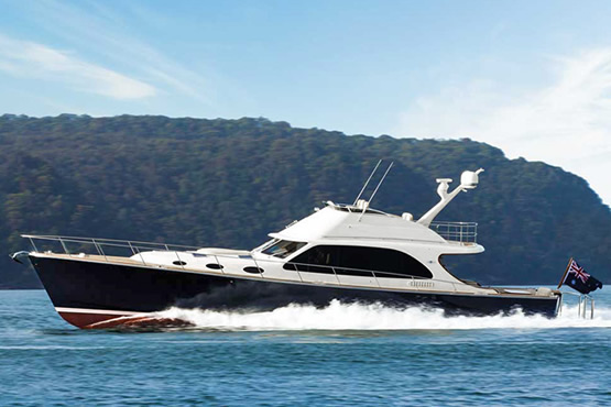 Palm Beach Motoryachten kaufen, finanzieren und versichern