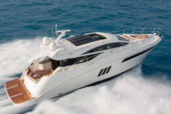 Sea Ray Motoryachten kaufen, finanzieren und versichern