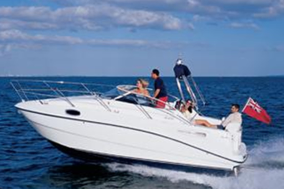 Sealine Sportboote kaufen, finanzieren und versichern