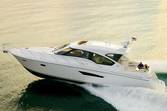 Tiara Motoryachten kaufen, finanzieren und versichern
