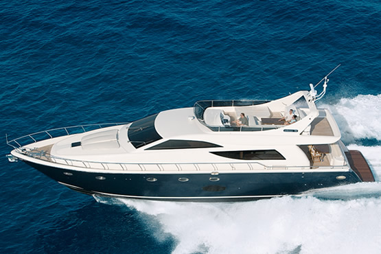 Uniesse Motoryachten kaufen, finanzieren und versichern