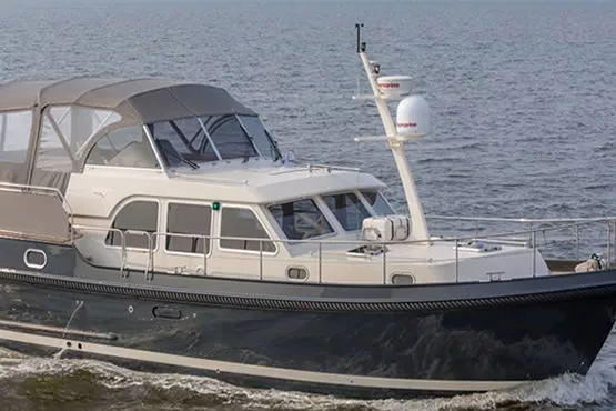 Stahlboote kaufen, finanzieren und versichern